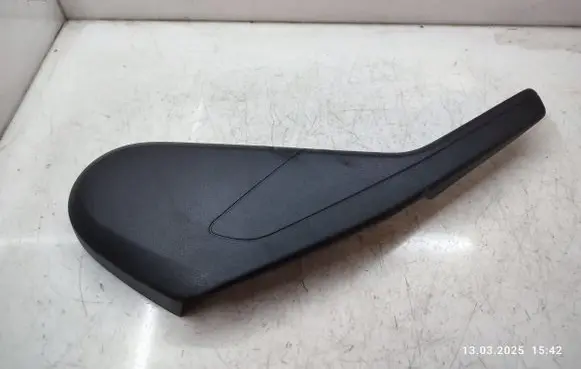 Mercedes-Benz GL X166 Seat trim A1669102104