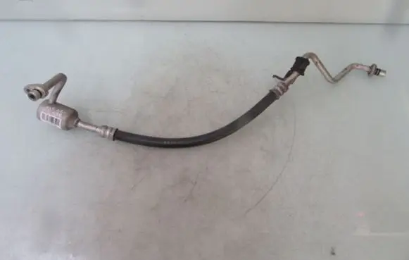 Infiniti M Air conditioning (A/C) pipe/hose