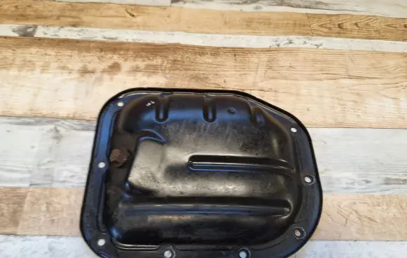 Toyota Yaris Oil sump
