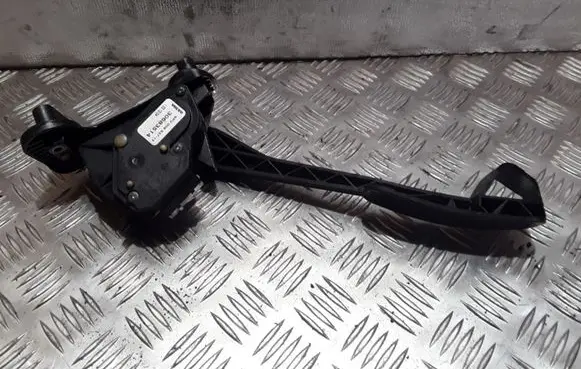 Volvo S60 Accelerator throttle pedal 30683514 6PV00853713