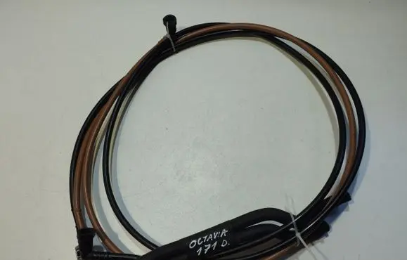 Skoda Octavia Mk2 (1Z) Fuel line/pipe/hose 1K0200059