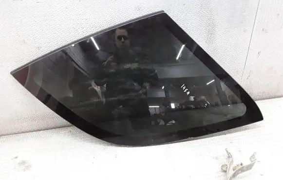 Mercedes-Benz ML W163 Rear side window