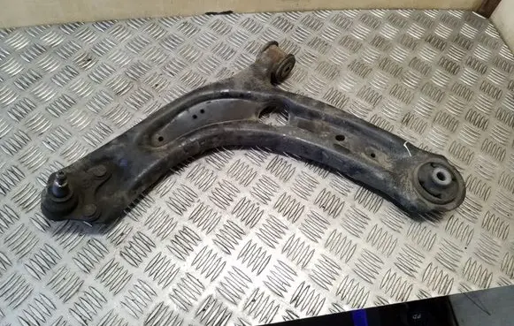 Volkswagen PASSAT B8 Front lower control arm/wishbone