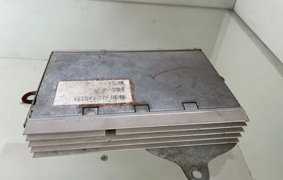 Dodge Caliber Sound amplifier 04672377AF 29961AE DA2917427661