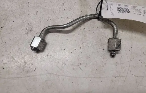 Audi A4 S4 B8 8K Fuel injector supply line/pipe 