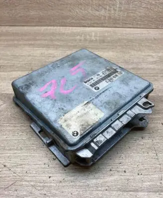 BMW 7 E38 Engine control unit/module ECU 2246616 0281001373