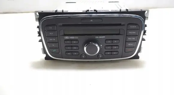 Ford Focus Radio/GPS head unit trim 