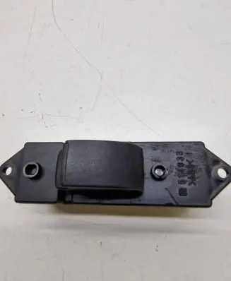 Mitsubishi Grandis Electric window control switch 8608A022 515141
