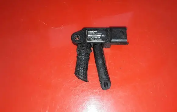 Volvo V60 Exhaust gas pressure sensor 31370160 0281006329 78HL132540043BBA
