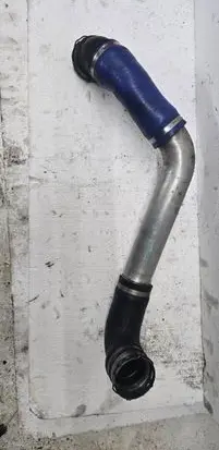 BMW 5 E60 E61 Intercooler hose/pipe 7793896