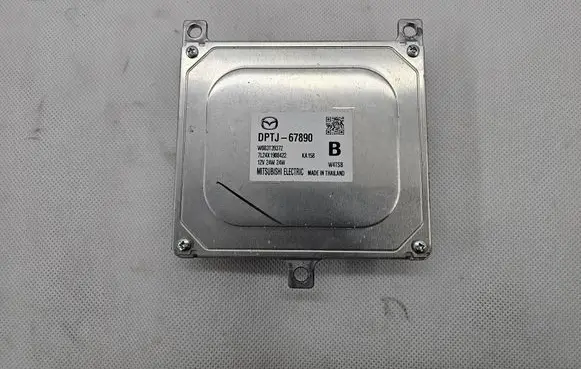 Mazda CX-30 Xenon control unit/module DPTJ67890