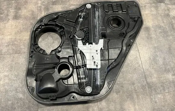 Hyundai Santa Fe Rear window lifting mechanism without motor 9530000100