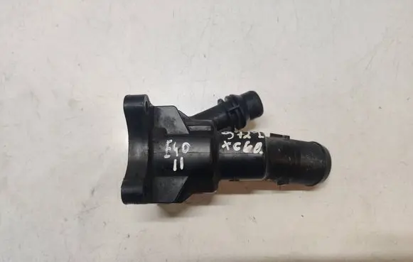 Thermostat/thermostat housing
