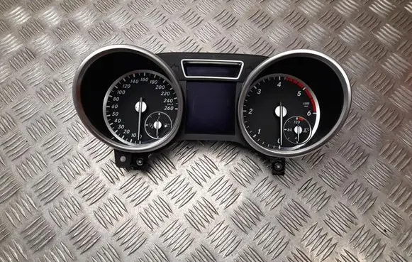 Mercedes-Benz ML W166 Speedometer (instrument cluster) A1669008313