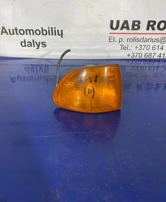 BMW 7 E38 Front indicator light 63138352136