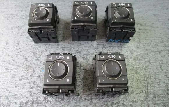 Lexus NX Central console control unit 183746