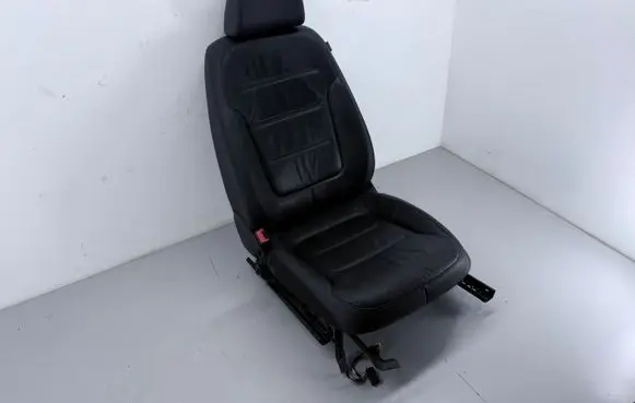 Mercedes-Benz GLC C253 Front driver seat