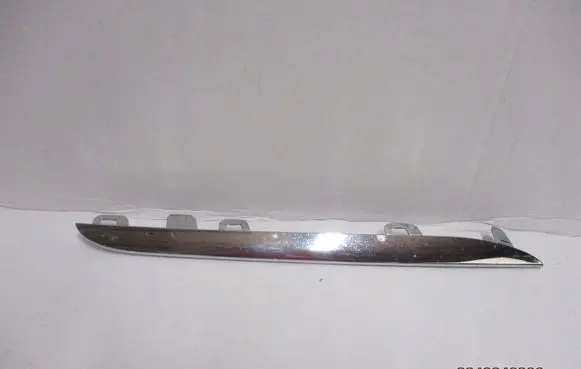 Peugeot Partner III Front bumper upper radiator grill A2058880073