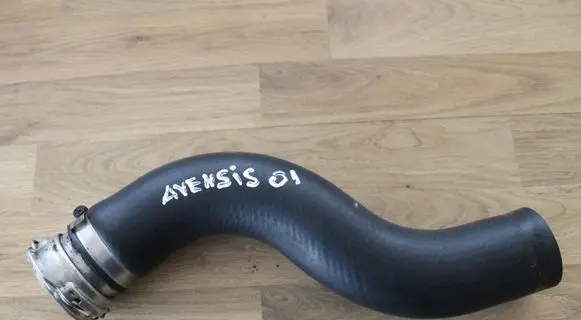 Toyota Avensis T250 Intercooler hose/pipe 070616