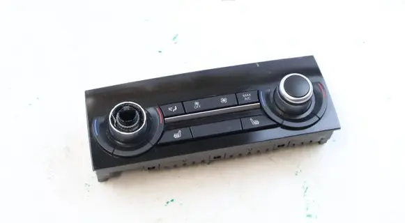 BMW M6 Climate control unit 9304719 930471901 0000591359