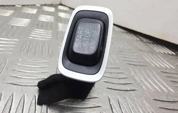 Volvo V40 Engine start stop button switch 31456645