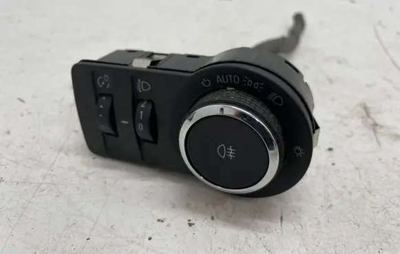Opel Insignia A Light switch 23197913