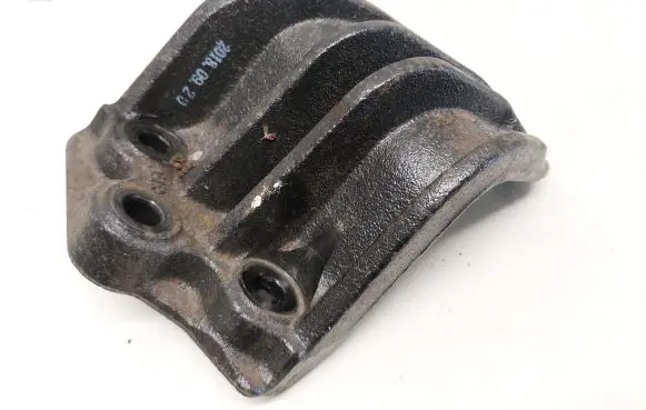 KIA Sportage Engine mounting bracket