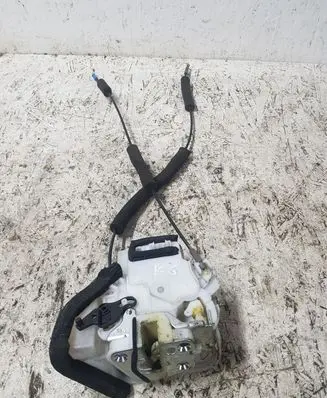 Subaru Legacy Rear door lock