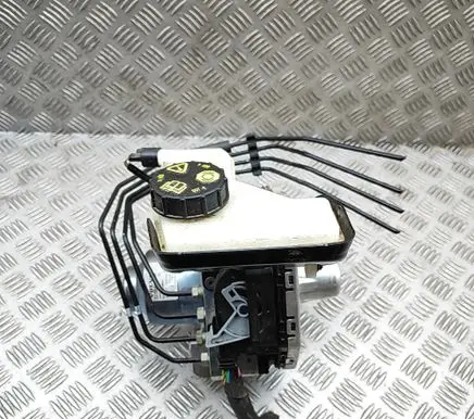 Volvo XC90 Brake booster 32281728 32333640