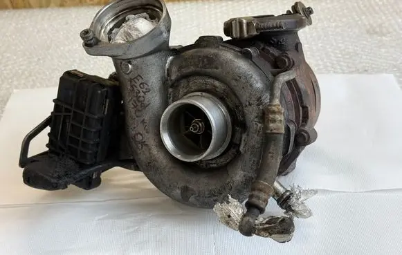 BMW 5 E60 E61 Turbo 7794259 GT2260VK GT2260V