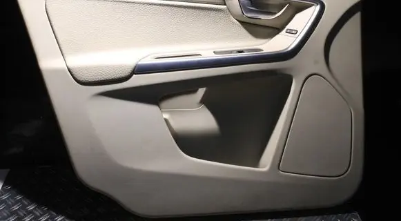 Volvo XC60 Front door card panel trim 30766373