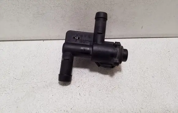 Volkswagen Touareg II Coolant heater control valve 7PP819810A