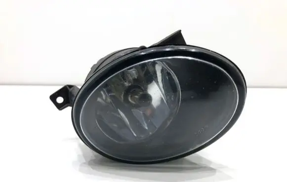 Volkswagen Golf VI Front fog light 