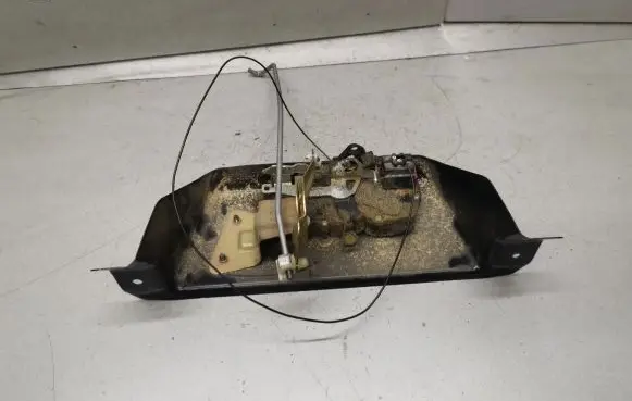 Chevrolet Equinox Tailgate/trunk/boot lock/catch/latch