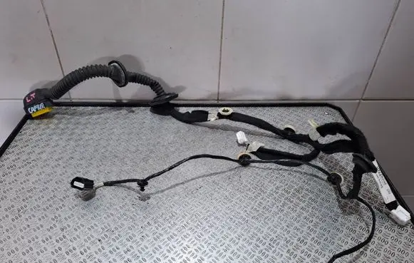 Renault Captur Rear door wiring loom 241279274R