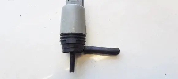 BMW 3 E90 E91 Windscreen/windshield washer pump 67126934159 6712-6934159