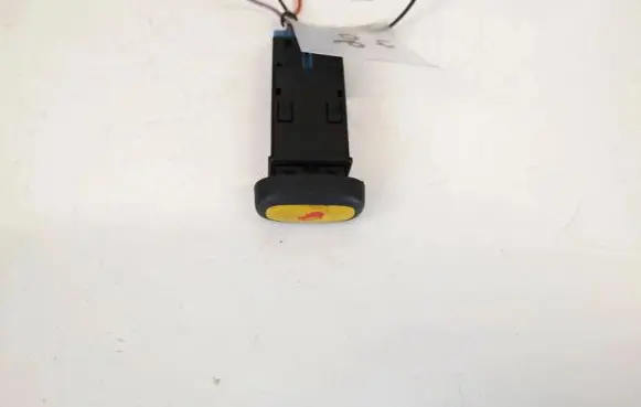 Land Rover Freelander Hazard light switch yug000010fup