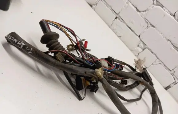 Volkswagen Transporter - Caravelle T4 Engine installation wiring loom 701971905D