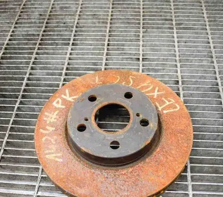 Lexus CT 200H Front brake disc