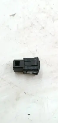 Volkswagen Bora Fuel tank opening switch 0107