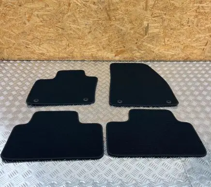 Volvo XC40 Car floor mat set 32328766