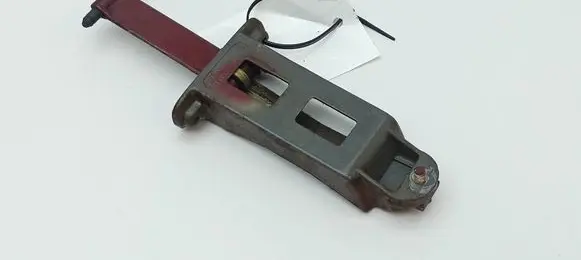 Mercedes-Benz COMPAKT W115 Front door check strap stopper 1087330027