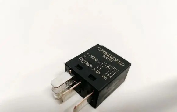 Volvo S40 Other relay 9441161 v23074