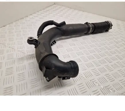 Renault Talisman Turbo air intake inlet pipe/hose 