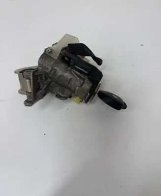 Toyota Avensis T270 Ignition lock