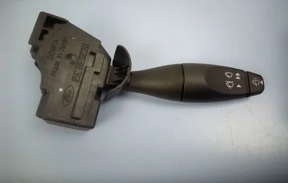 Ford Focus Wiper control stalk 98AG17A553CC
