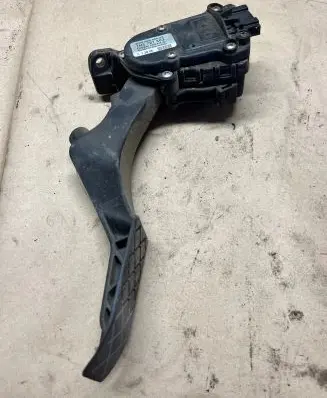 Volkswagen Transporter - Caravelle T5 Accelerator throttle pedal 7H1721503 6PV00849503