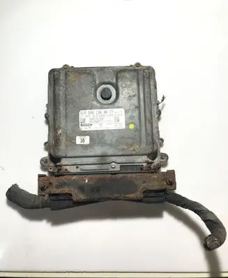 Mercedes-Benz Sprinter W906 Engine control unit/module A6461500477 0281014202