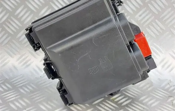 Ford Kuga III Fuse module LX6T-14D068-ECE