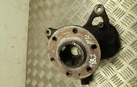 Iveco Daily 6th gen Front wheel hub 